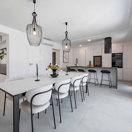 Hillside Rest וילה