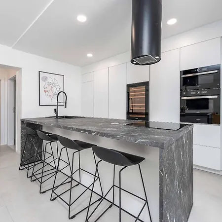 Hillside Rest * Celopeci