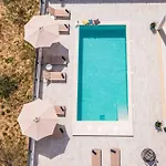 Hillside Rest Villa Čelopeci